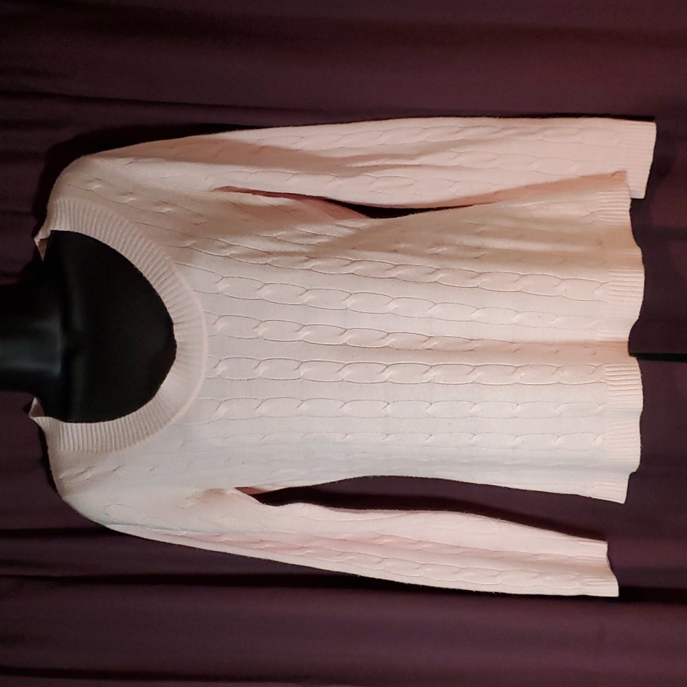 Soft light weight sweater [T13]